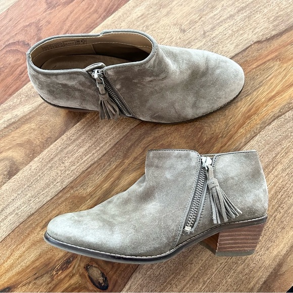Vionic Serena suede ankle boot in Greige - Picture 1 of 10